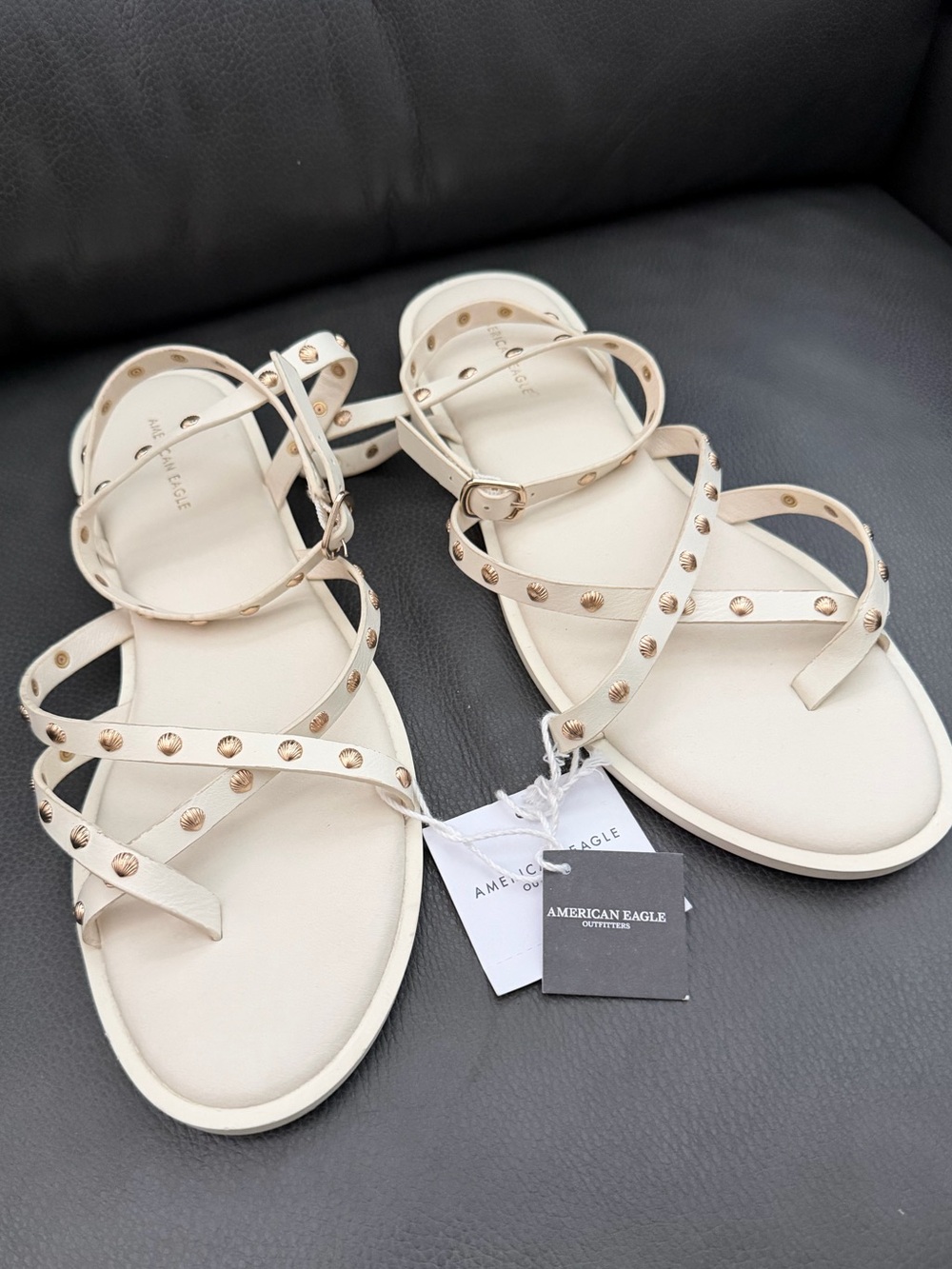 NWT Cream/Gold American Eagle Women’s Seashell Sandals, Sz. 9!!